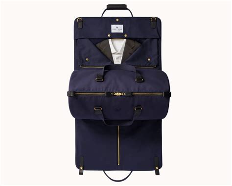 carry on luggage for suits